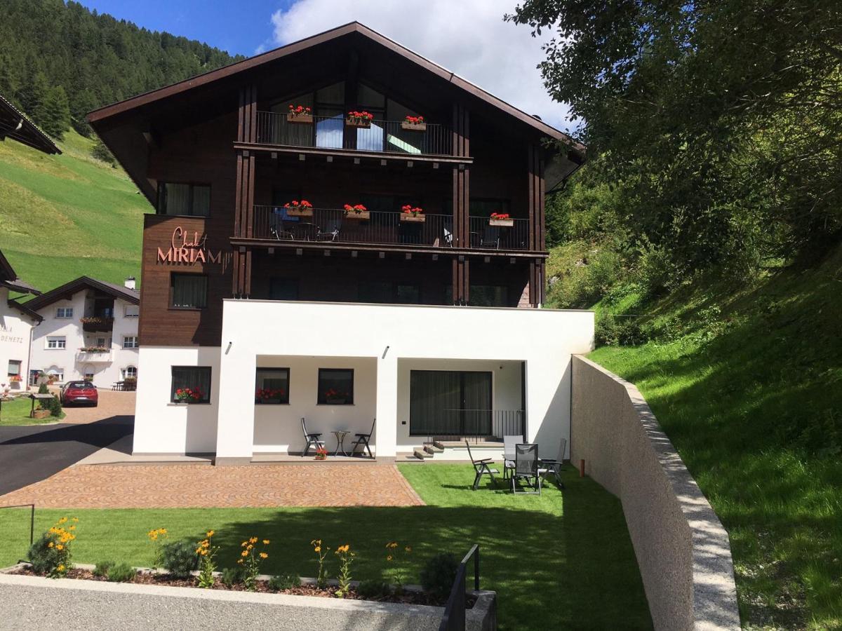 Chalet Miriam セルヴァ・ディ・ヴァル・ガルデーナ エクステリア 写真