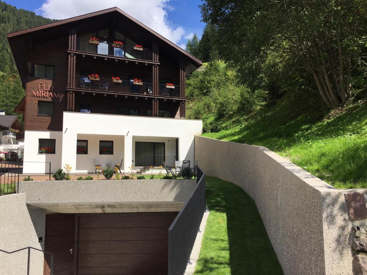 Chalet Miriam セルヴァ・ディ・ヴァル・ガルデーナ エクステリア 写真