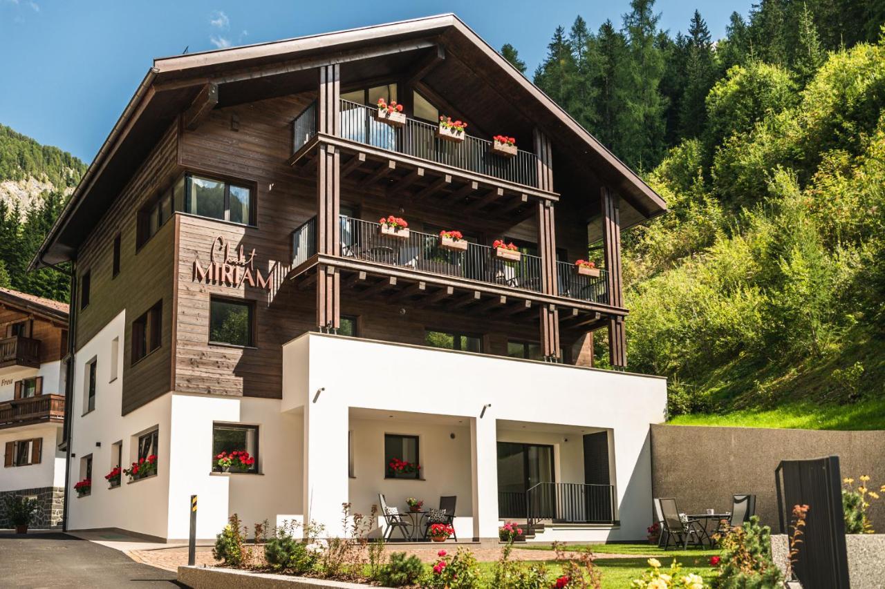Chalet Miriam セルヴァ・ディ・ヴァル・ガルデーナ エクステリア 写真