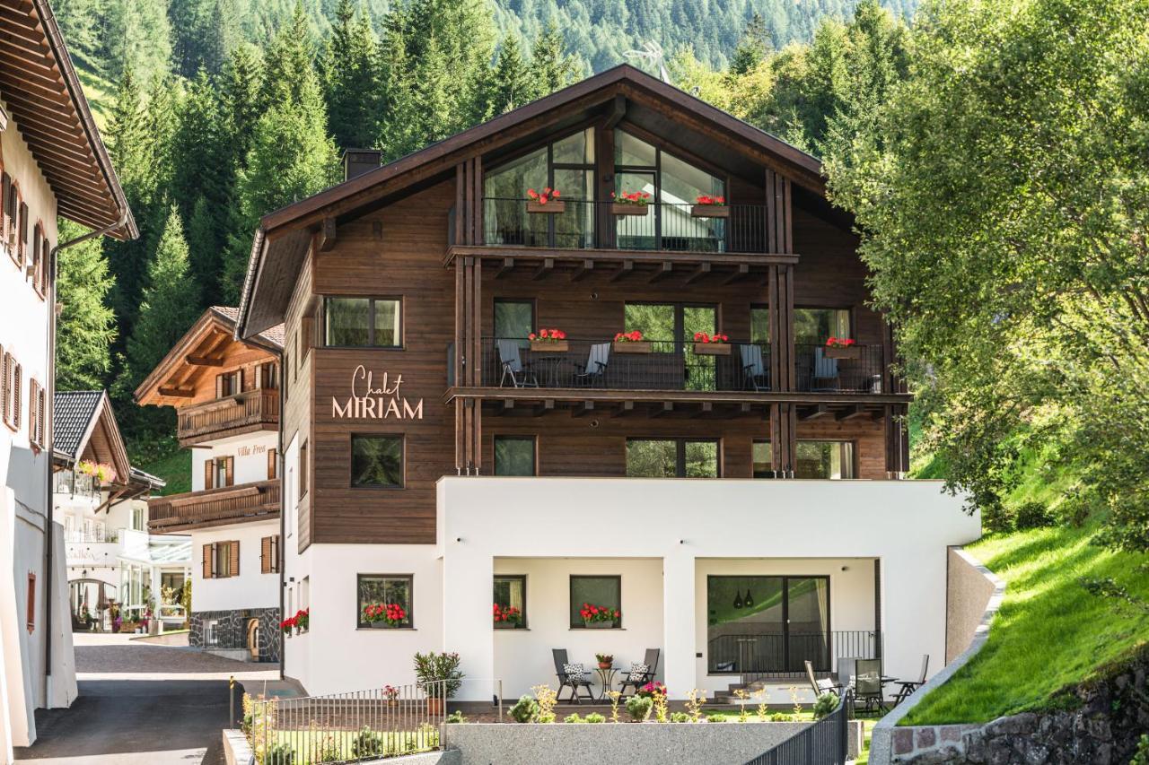 Chalet Miriam セルヴァ・ディ・ヴァル・ガルデーナ エクステリア 写真