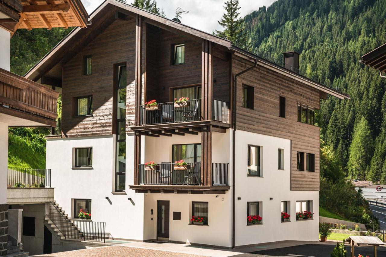 Chalet Miriam セルヴァ・ディ・ヴァル・ガルデーナ エクステリア 写真