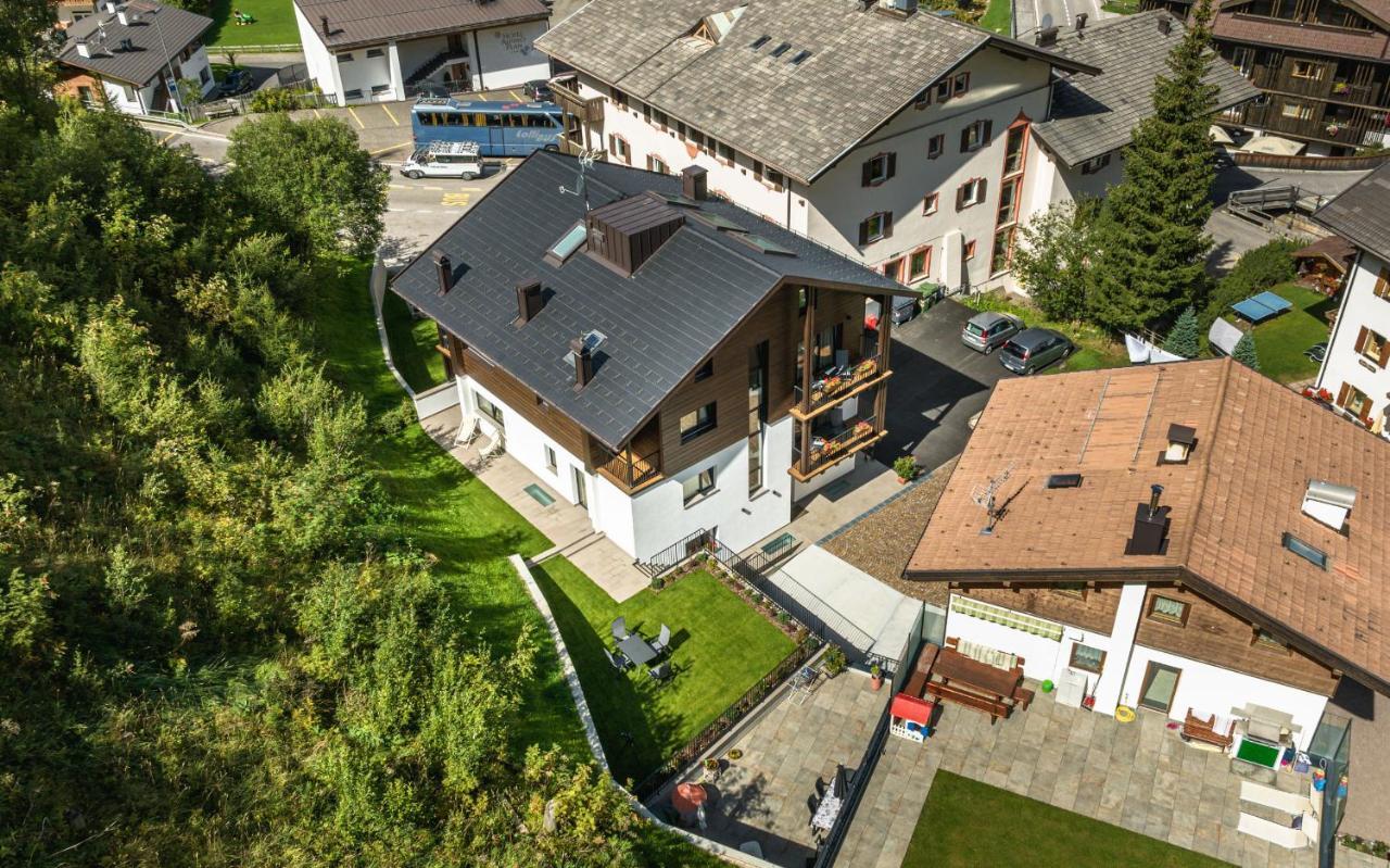 Chalet Miriam セルヴァ・ディ・ヴァル・ガルデーナ エクステリア 写真