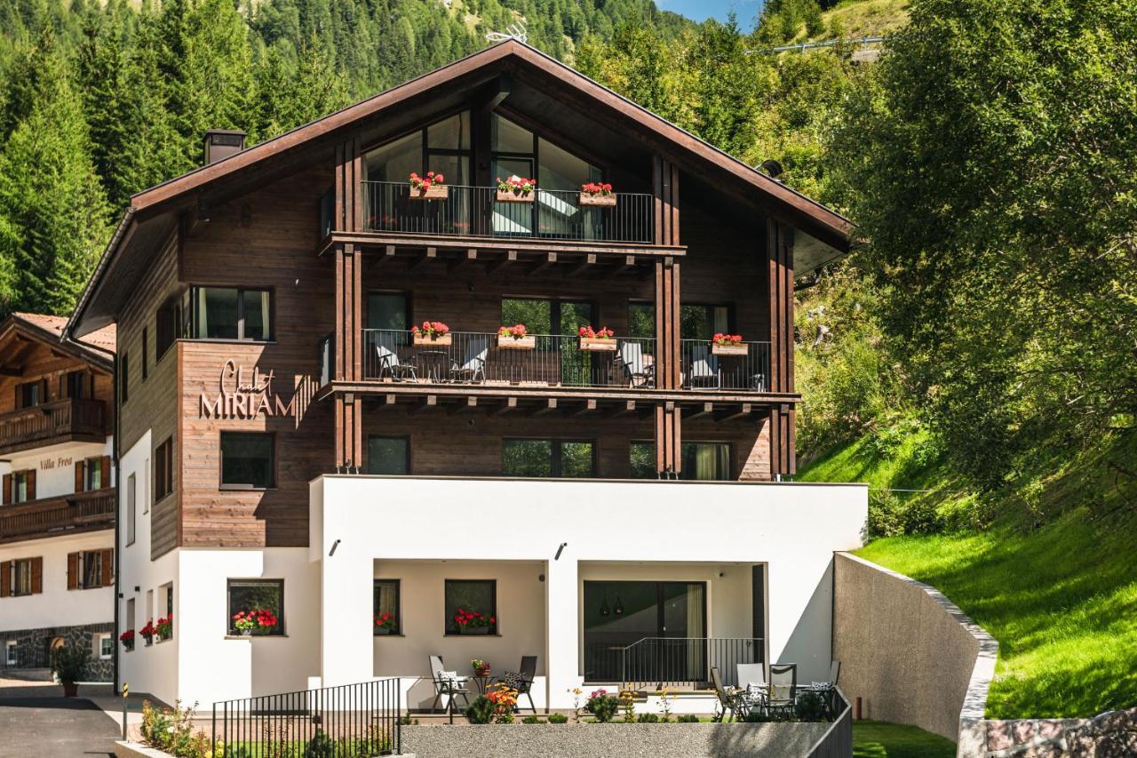 Chalet Miriam セルヴァ・ディ・ヴァル・ガルデーナ エクステリア 写真